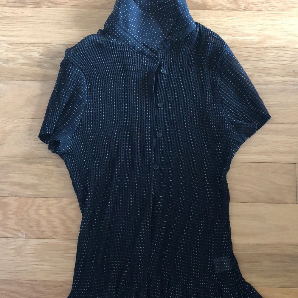 Classic polka dots slim button down sheer shirt women’s S